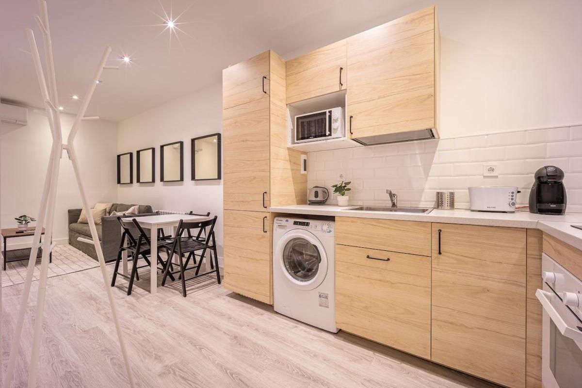 Encantador Apartamento En Atocha Apartment Madrid Exterior photo